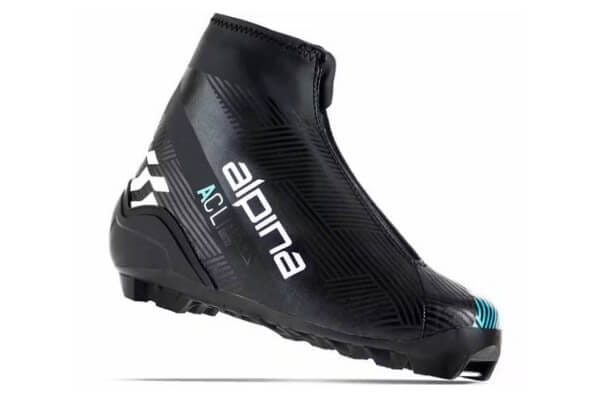 naisten perinteisen monot